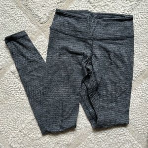 Lululemon Wunder Under Legging - Size 6